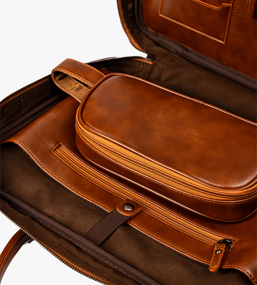 16%20inç%20Askılı%20Laptop%20Organizer%20&%20Evrak%20Çantası