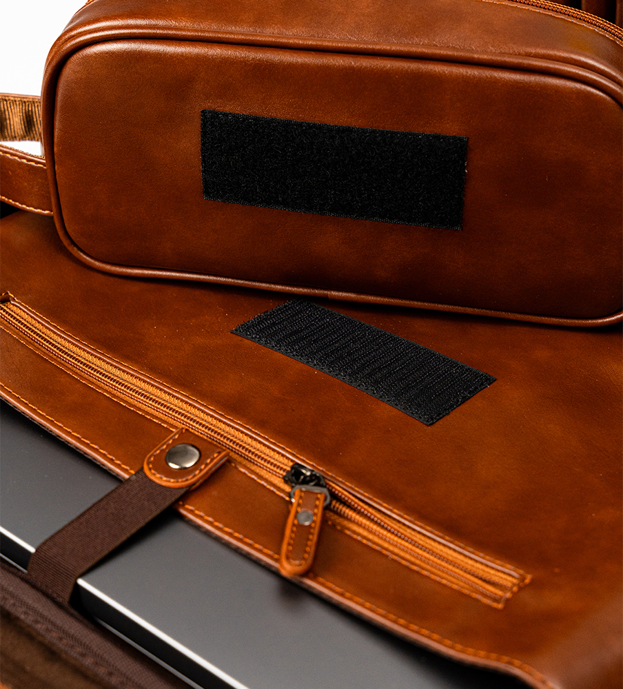 16%20inç%20Askılı%20Laptop%20Organizer%20&%20Evrak%20Çantası